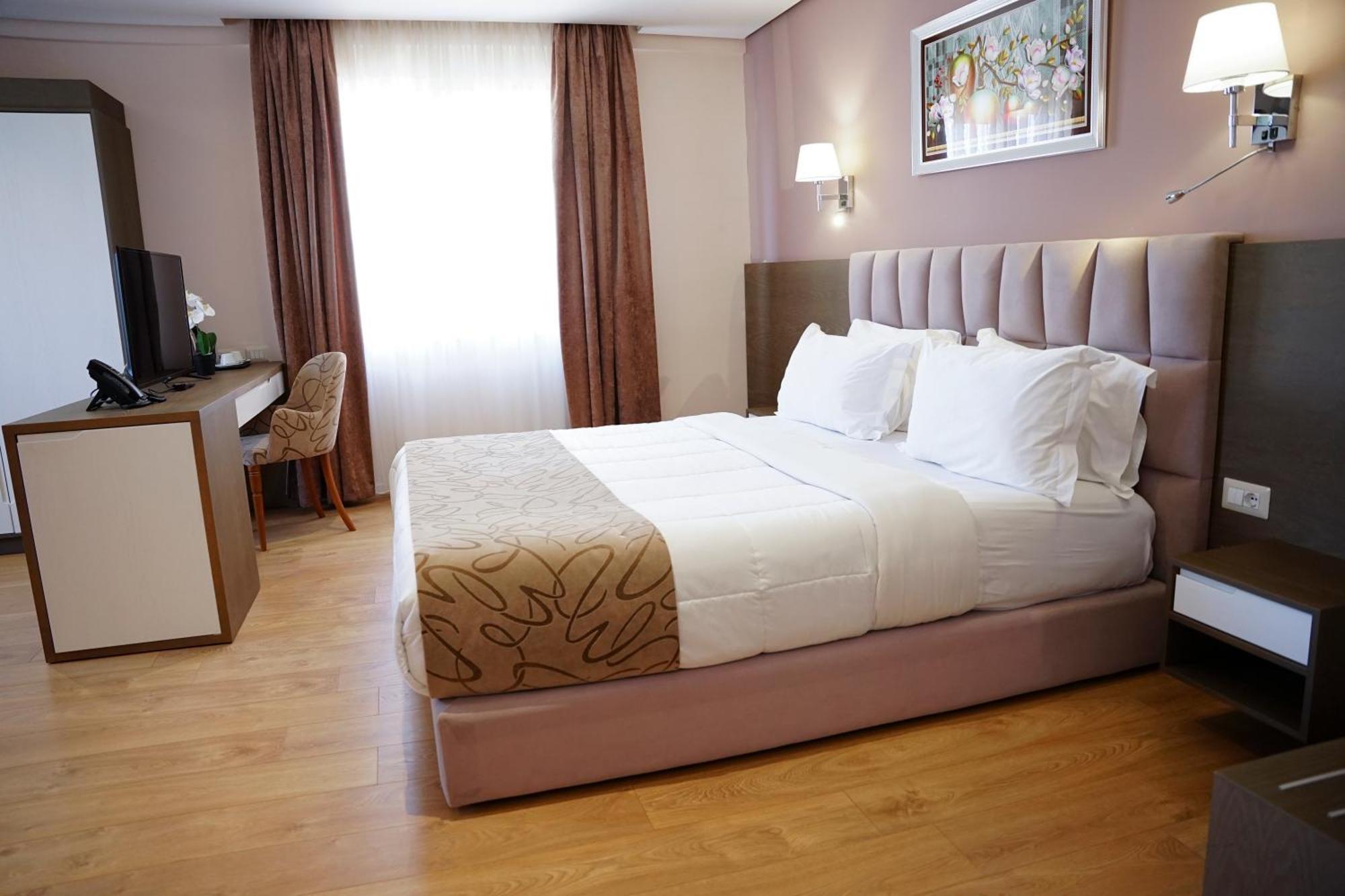 Doanesia Premium &