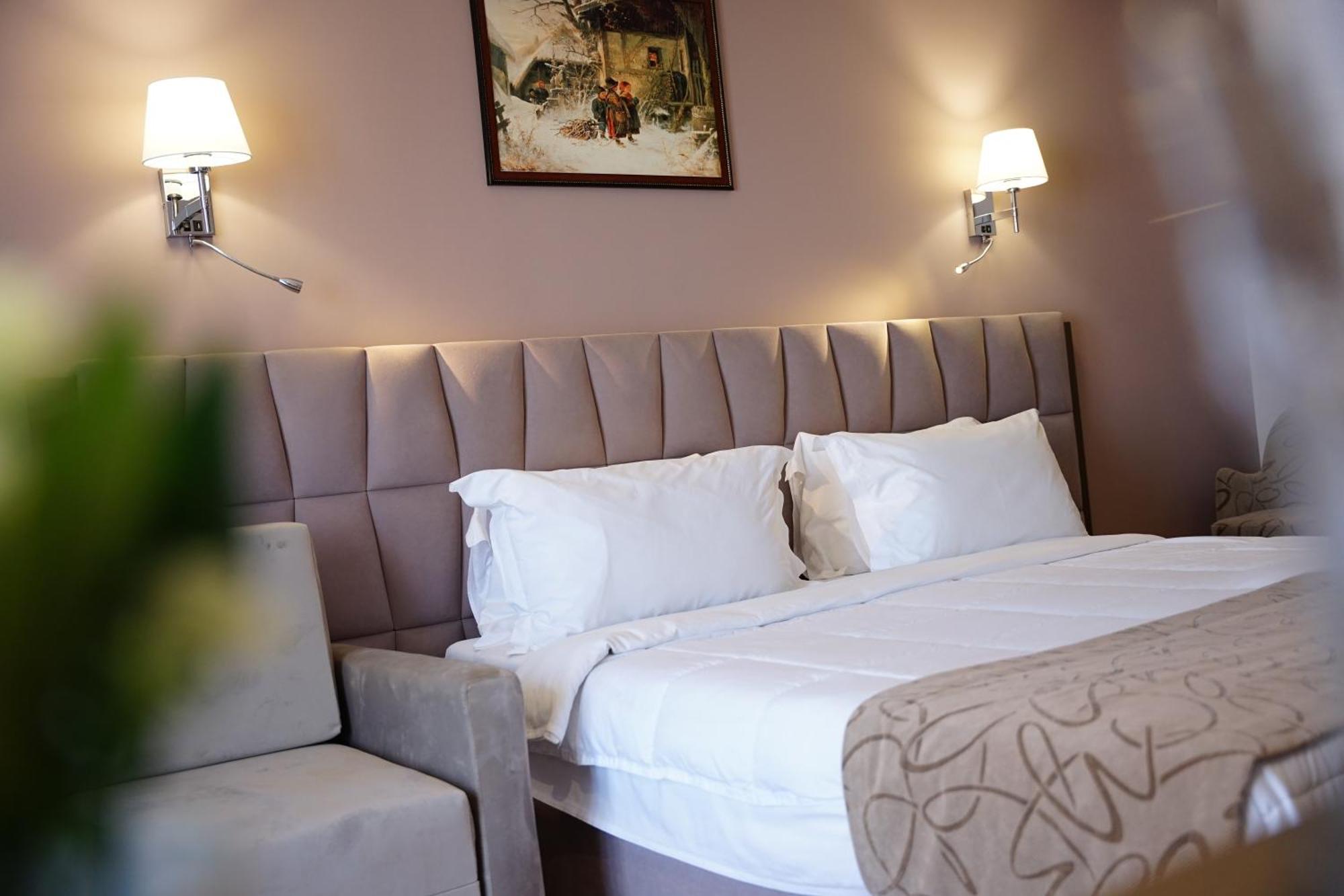 Doanesia Premium & 4*