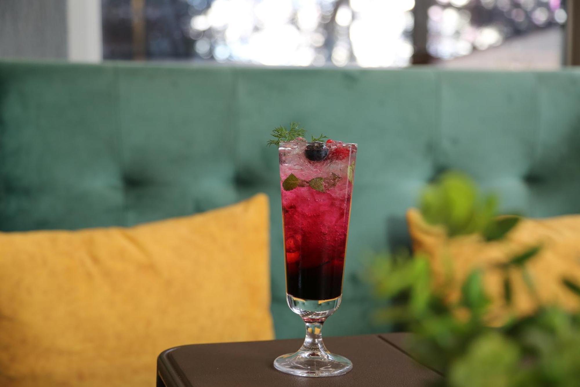 Готель Doanesia Premium & 4*