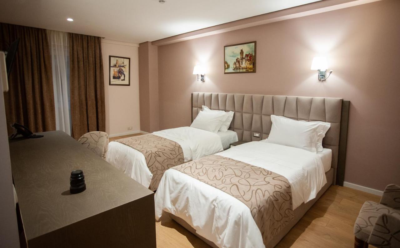 Doanesia Premium & Hotel Mezez