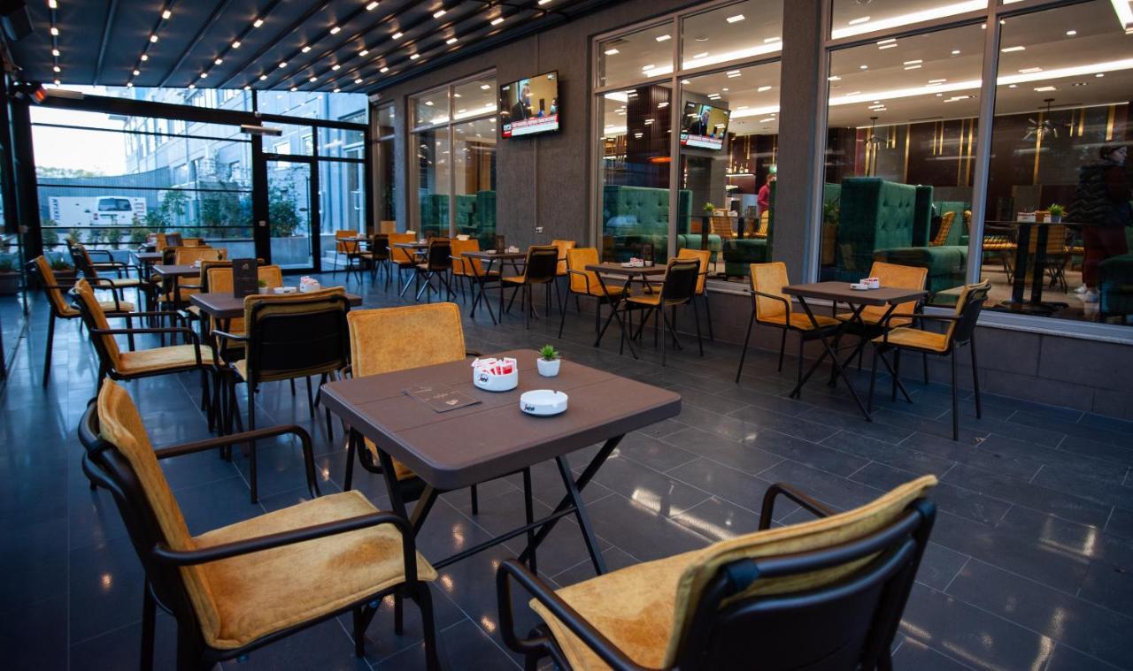 Hotell Doanesia Premium & Mezez