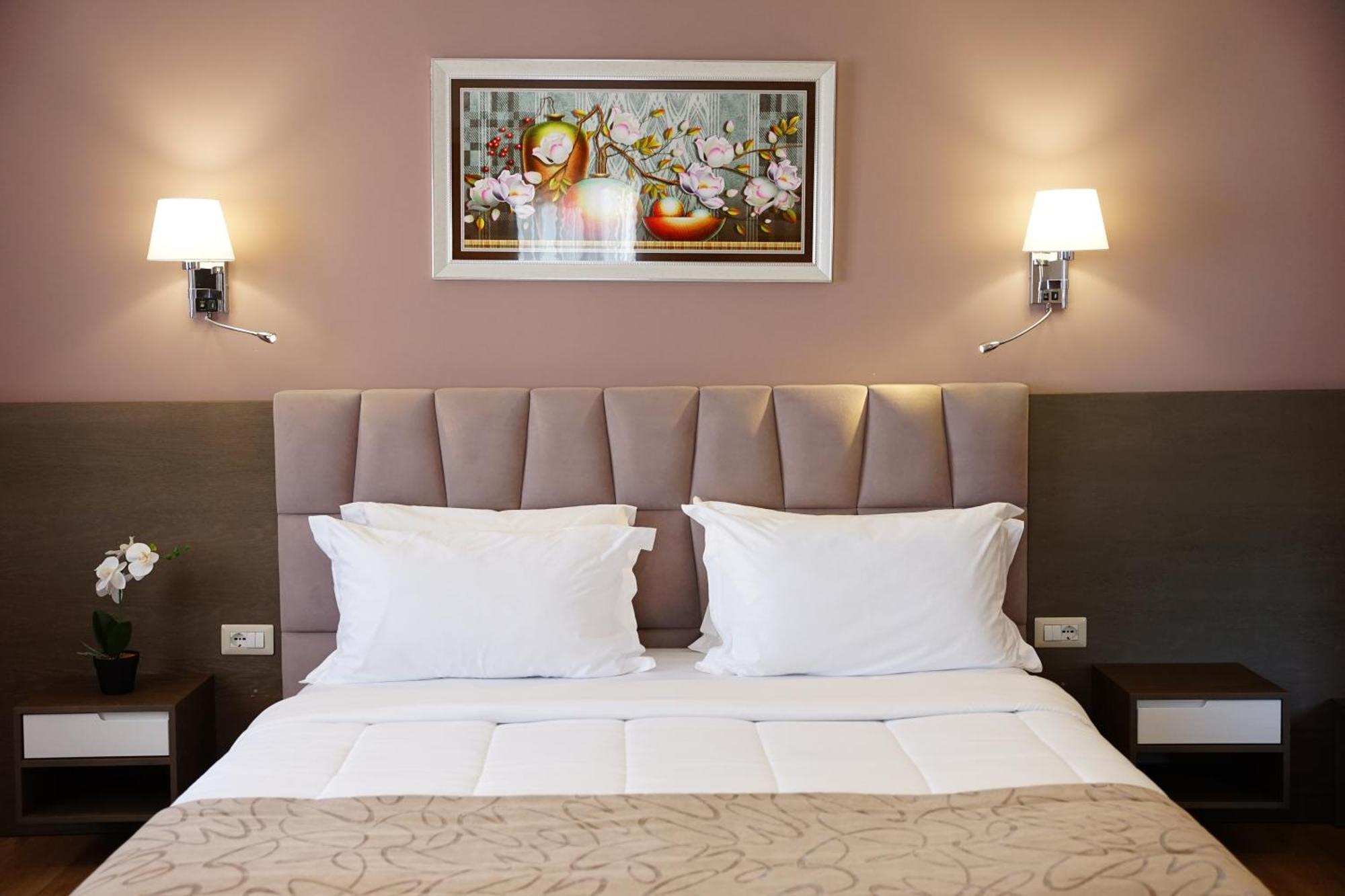 Hotel Doanesia Premium & 4*